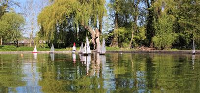 Model Boats Sailing Yacht