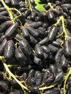 juicy long grapes