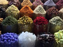 Aromatic spices on the market