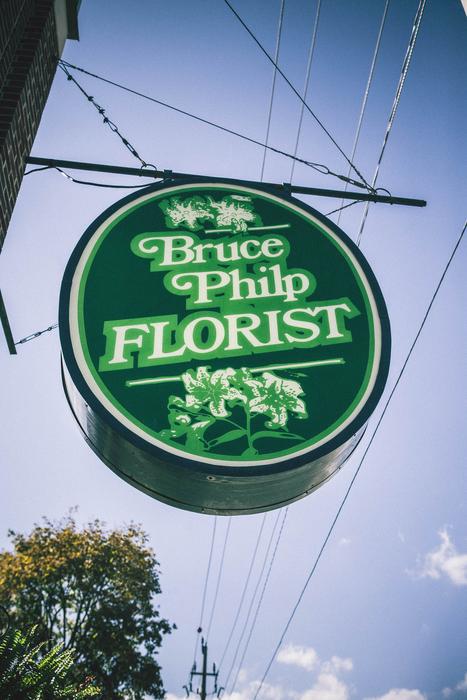 green store sign