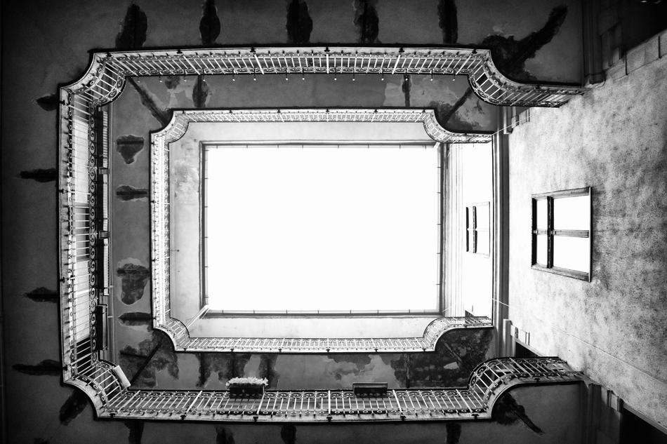 Balcony House Air