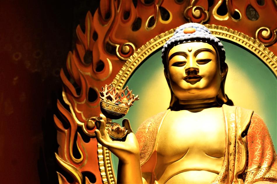 Golden Art Sculpture