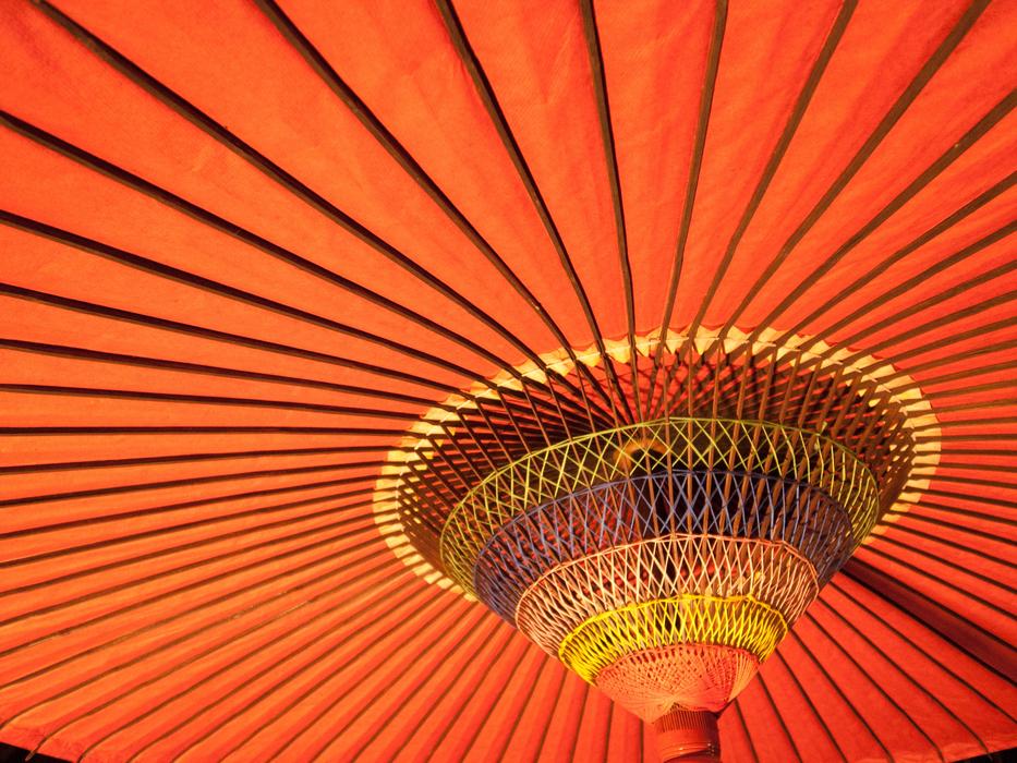 orange parasol Design Pattern