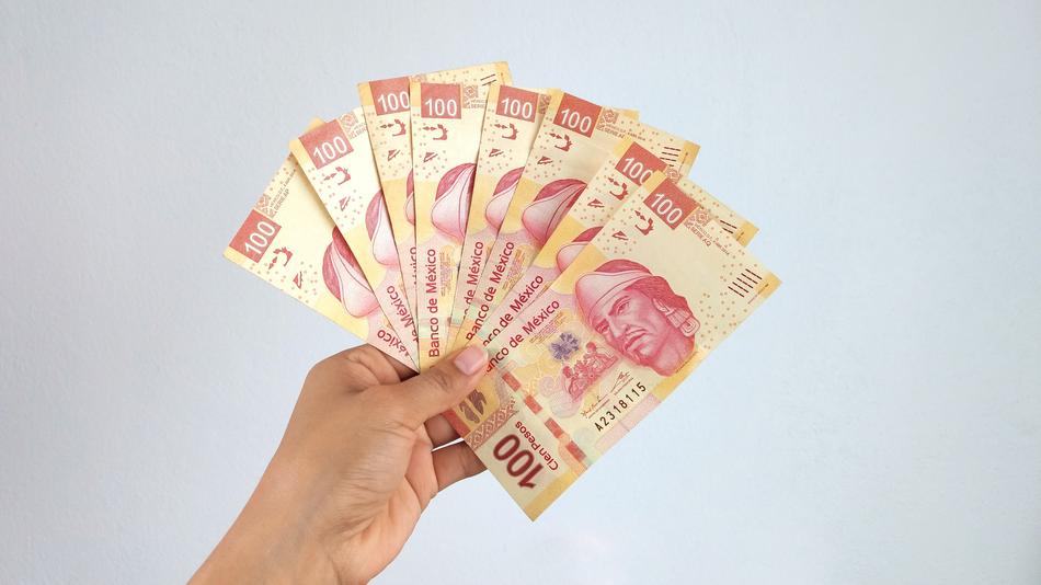 Currency Wealth Pay in hand