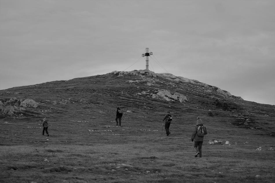 Summit Hiking Cross