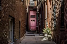 Architecture Alley Street