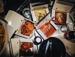 delicious meals in boxes