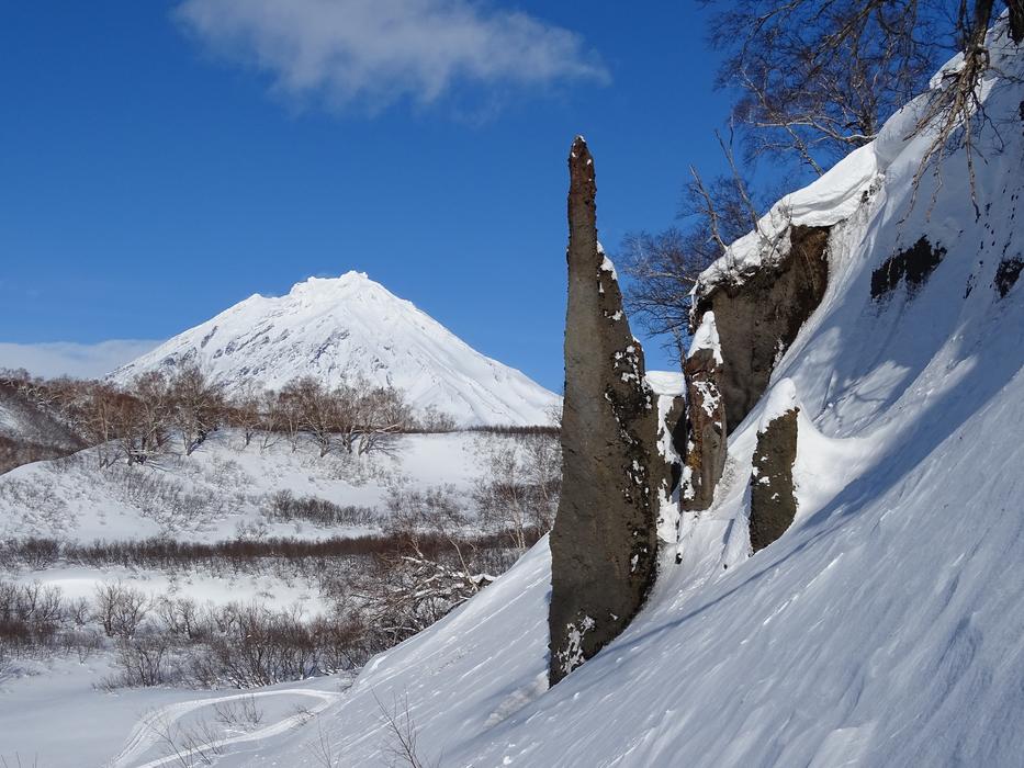 stone wall in the snow
