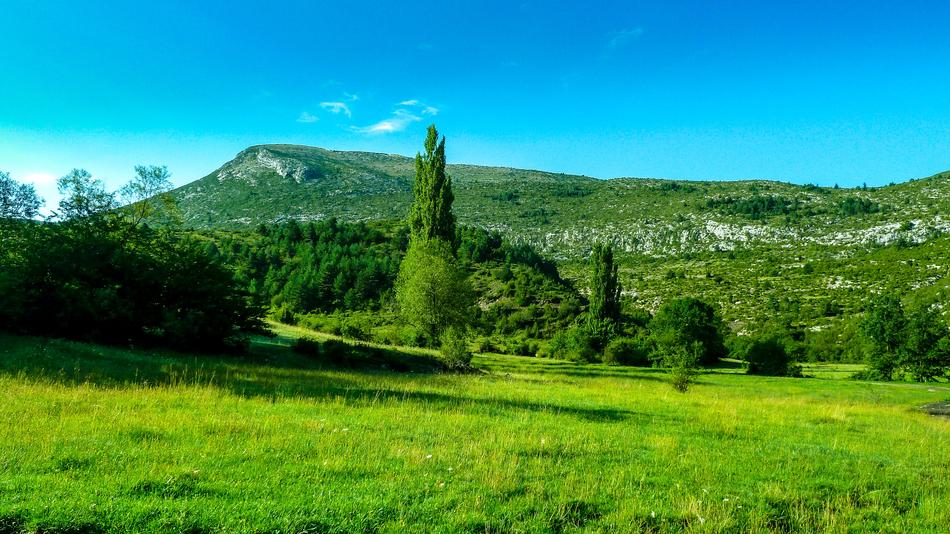 Pyrenees Mountain Sky Sant