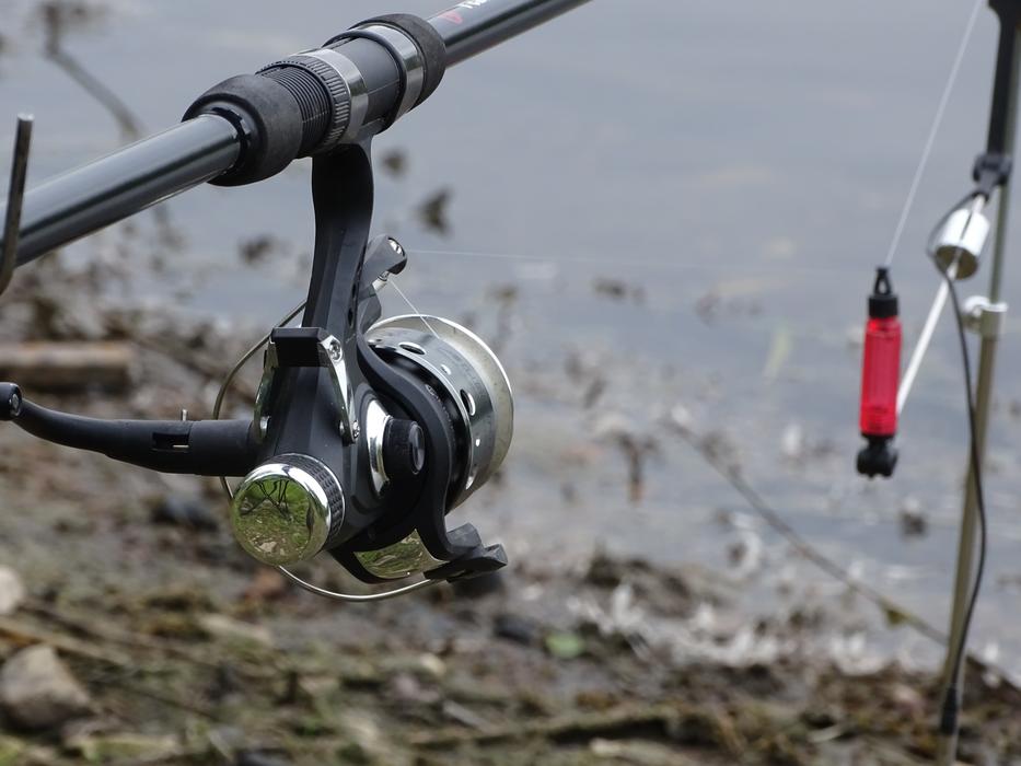 beach fishing rod