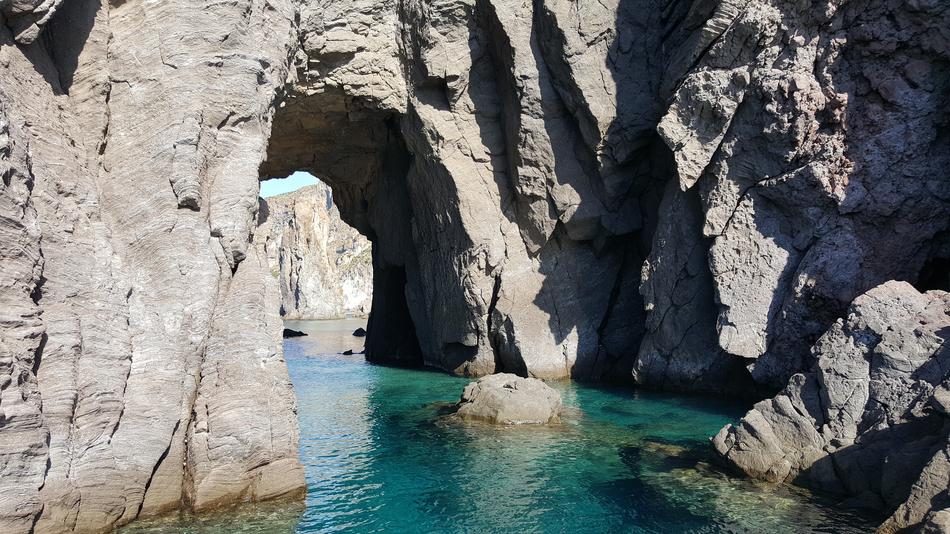 Body Of Water Nature Cave