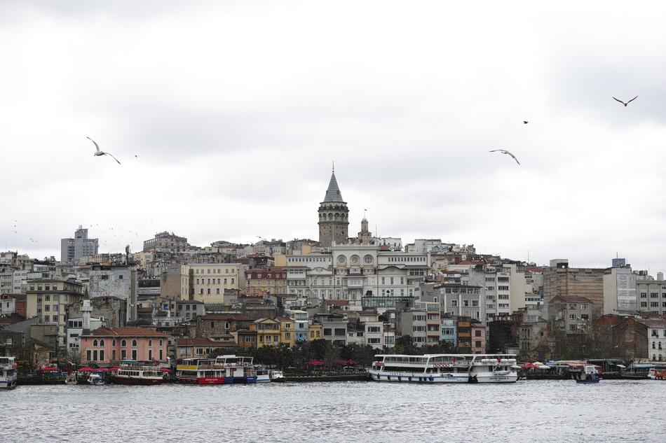 Istanbul Estuary Throat