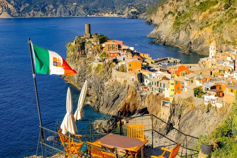 Cinque Terre Vernazza Village