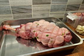 raw meat preparation