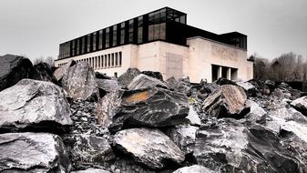 Stone Museum World War