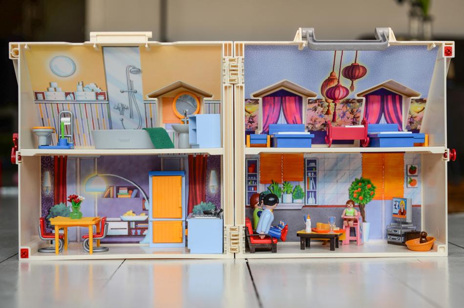 Playmobil Shelf Toy