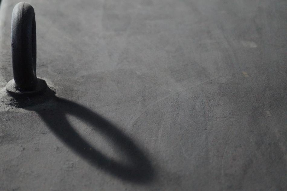 Close-up of the still machine with the shadow, in light