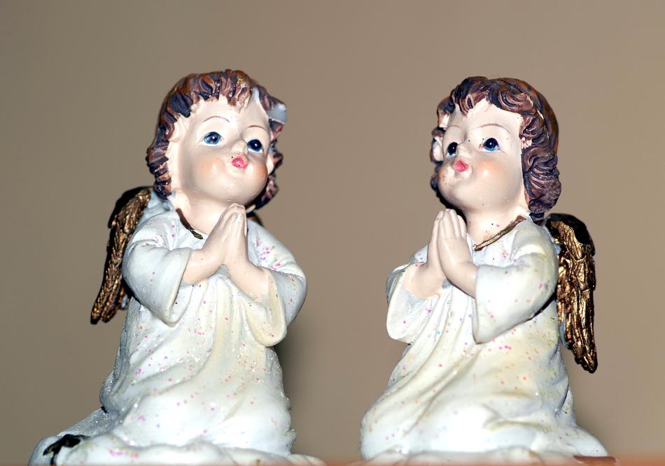 angels little figurines