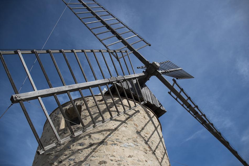 Mill Pale Wind