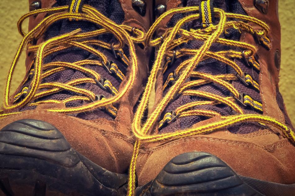 yellow sneaker laces