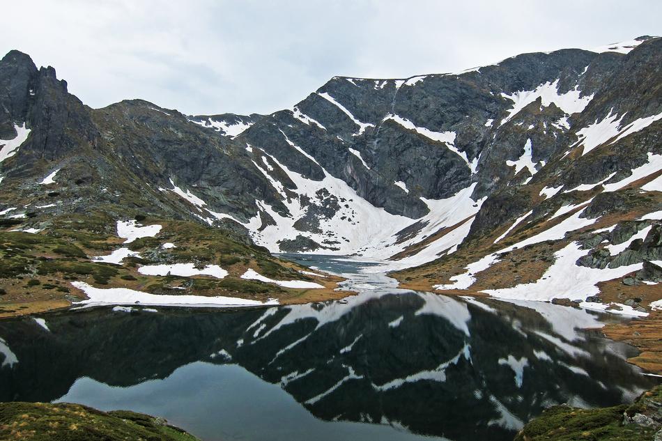 Mountain Lake Snow Spring