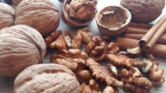 Healthy raw nuts