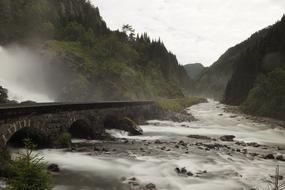 Monolithic Part Of The Waters