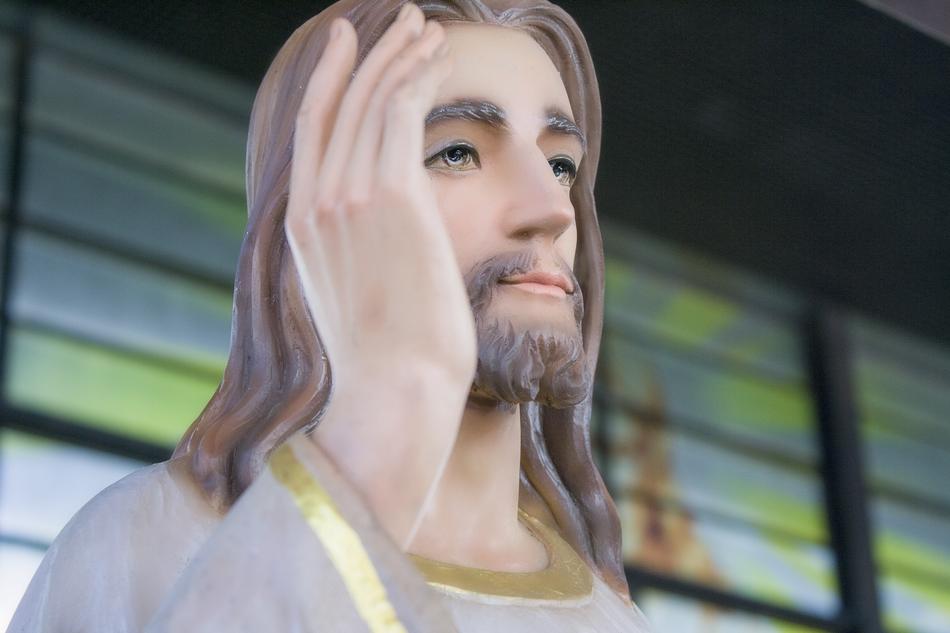 jesus hand face