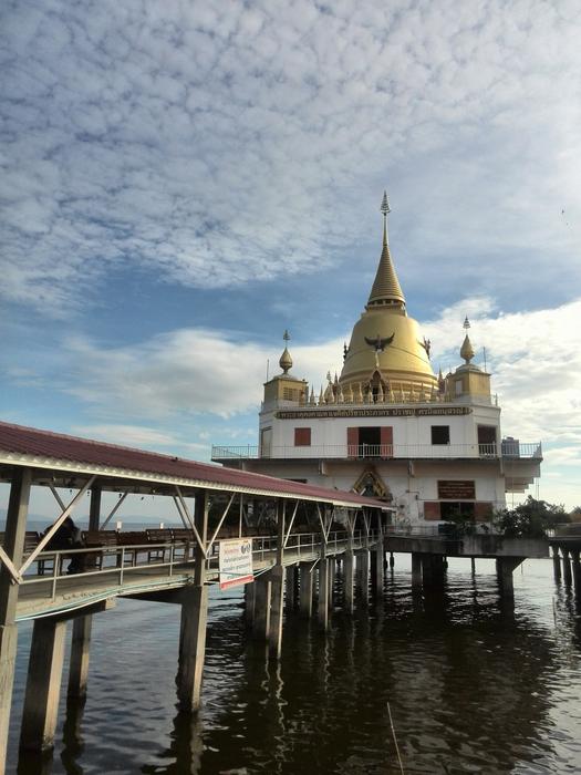 Wat Hong Thong Thailand Temple