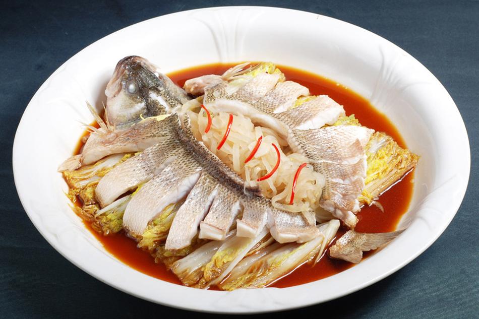 boiled fish in sauce