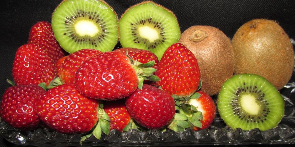 Juicy strawberries and kiwi
