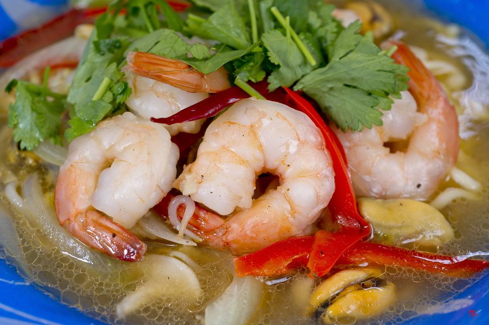 soup with shrimp and vegetables