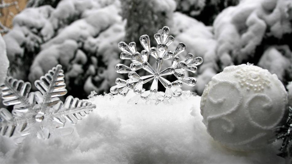Ice Stars Christmas Baubles