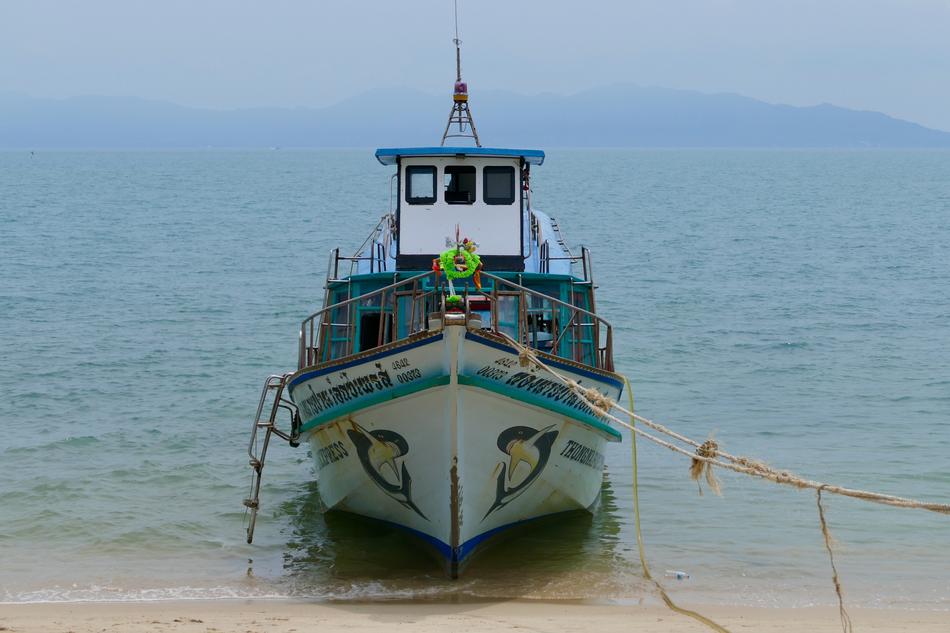 Sea Waters Travel