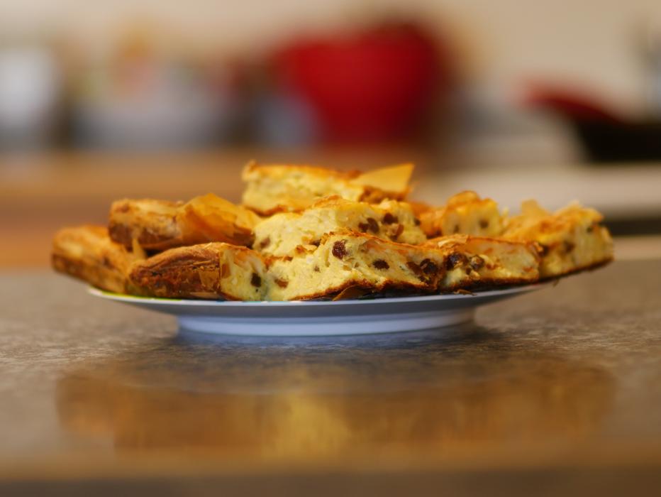 raisin pastries