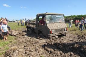 Pinzgauer Offroad Stuck