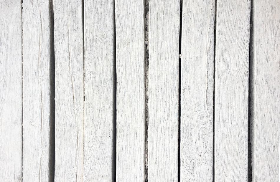 white picket fence look beautiful