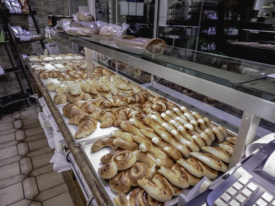 hot cooked baked goods