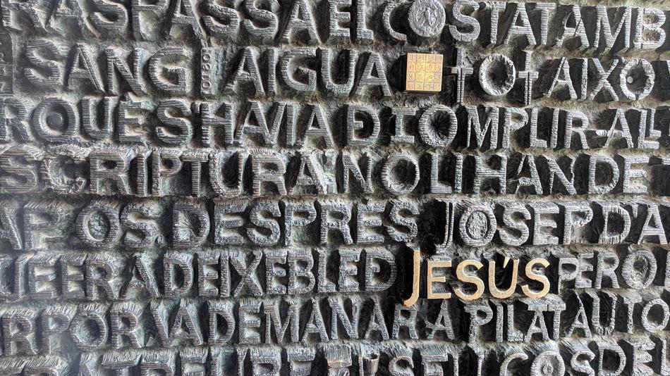 wall lettering