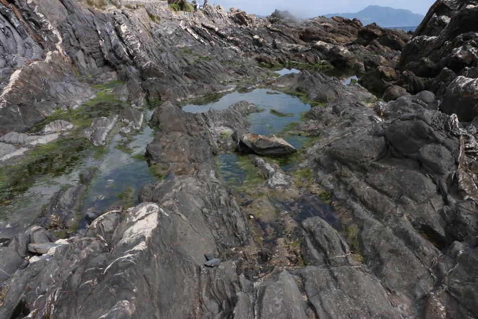 Sea Rocks Waves