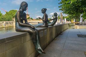 Travel Sculpture Statue