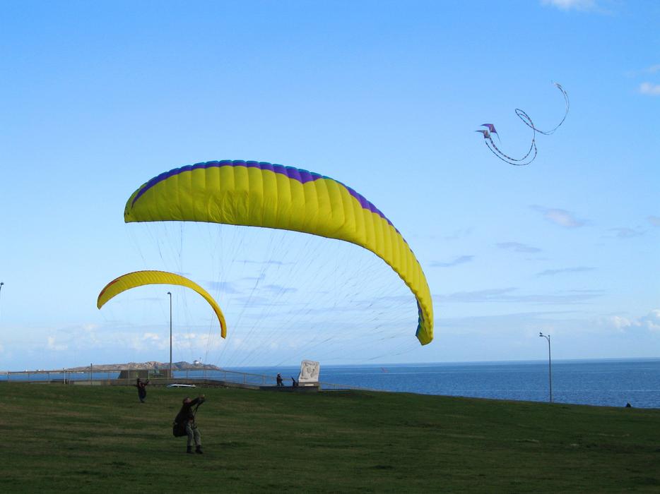 Sky Parachute Wind