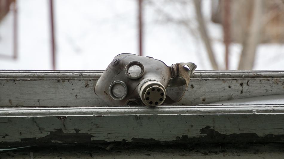 Gas Mask Creepy radiation