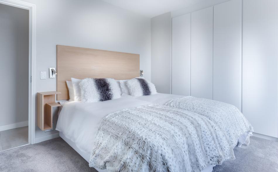Modern Minimalist Bedroom Bed