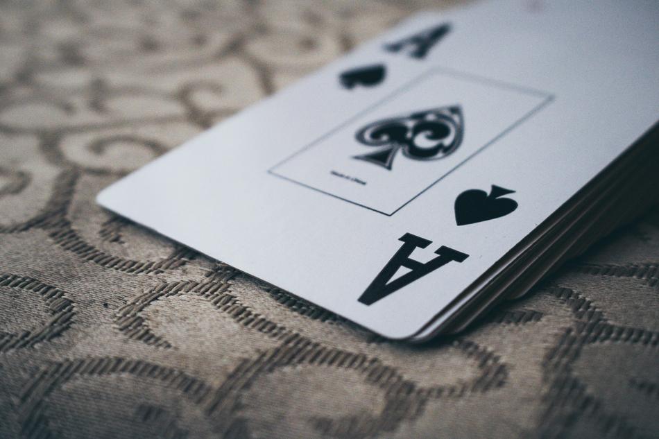 Paper Business Gambling