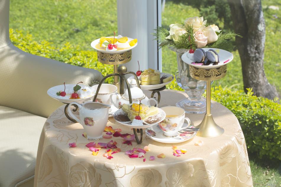 sweet table with desserts