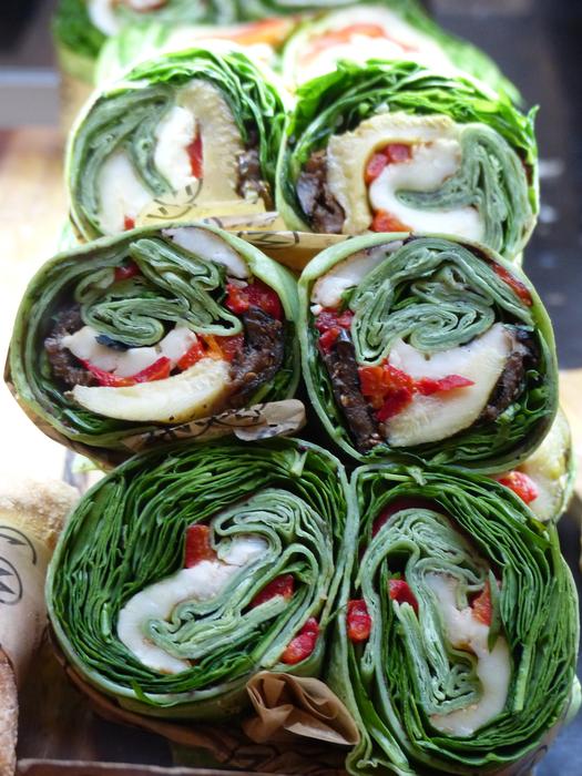 healthy rolls with vegetables