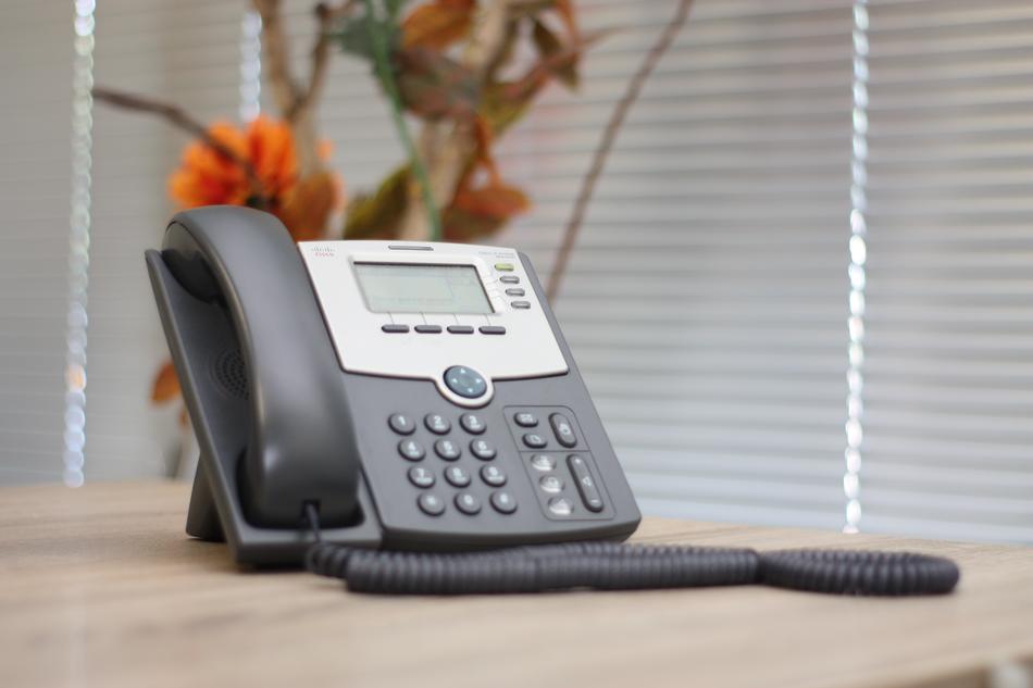 cisco phone on office desk