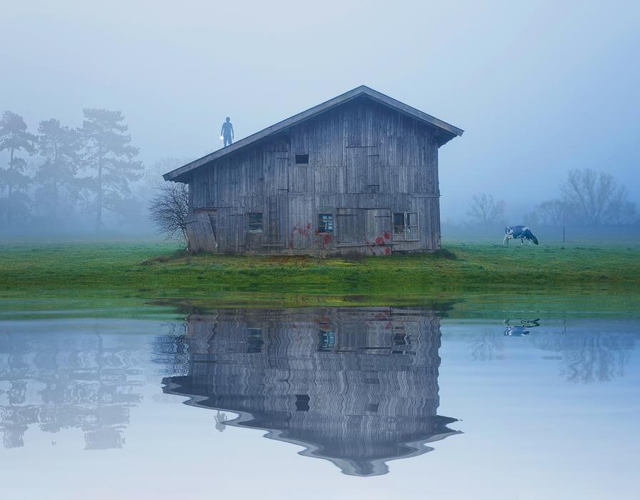Water House Barn
