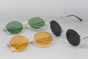 colored glasses of many kinds